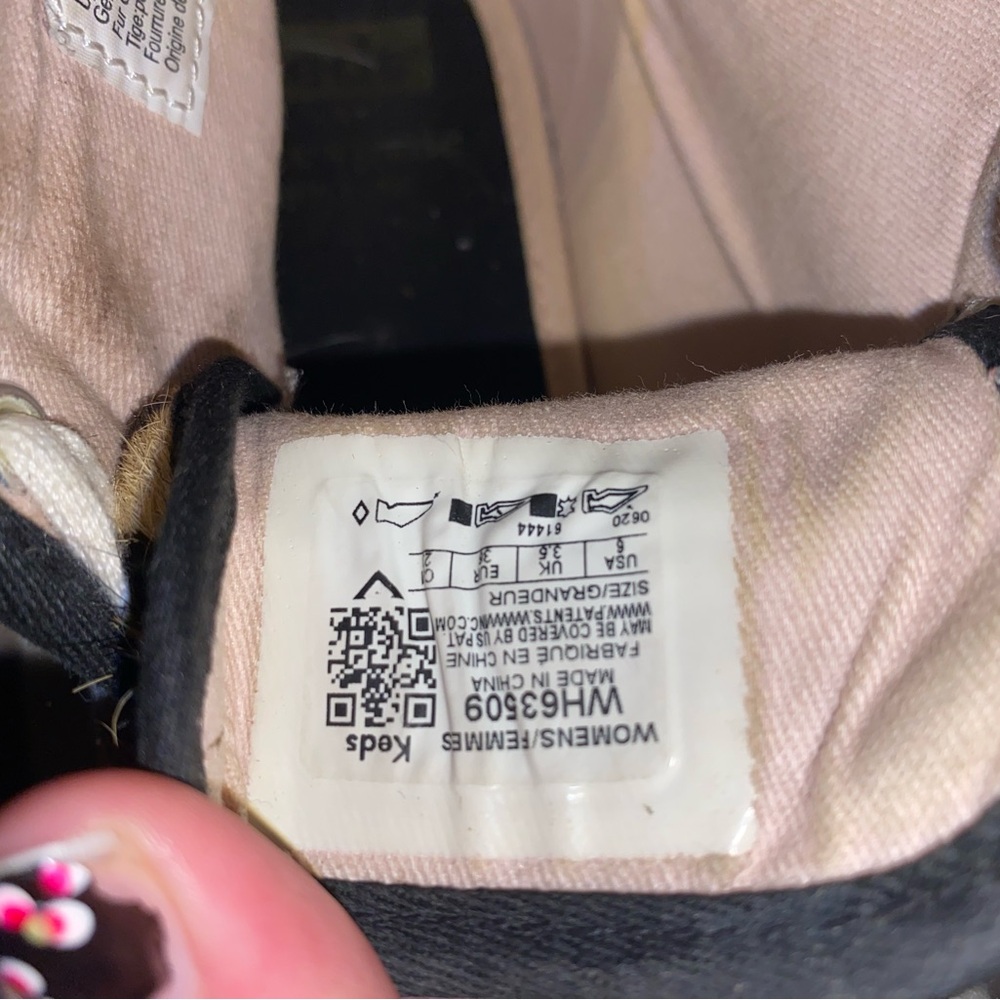 Keds Black and Pink Casual Shoes